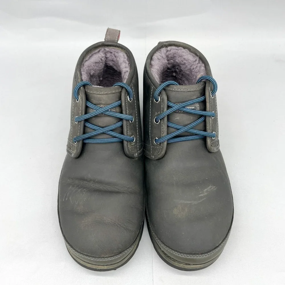 UGG Mens 8 Neumel Chukka Boots Waterproof Grey Leather Shearling Rugged Casual